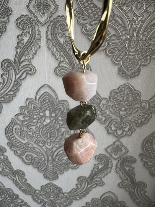 Одерелье с натуральными камнями