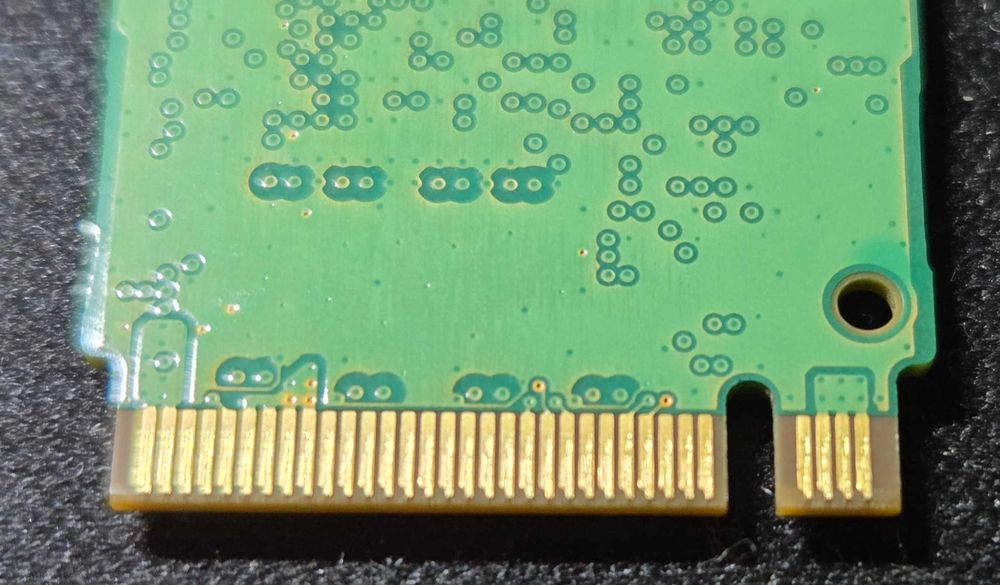 ССД: Samsung PM961 128 GB - M.2 NVME 2280 - 20% Здраве