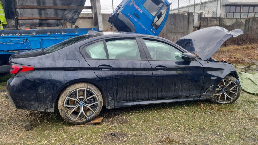 Bmw 530e lci hybrid m pachet an 2022 motor b48