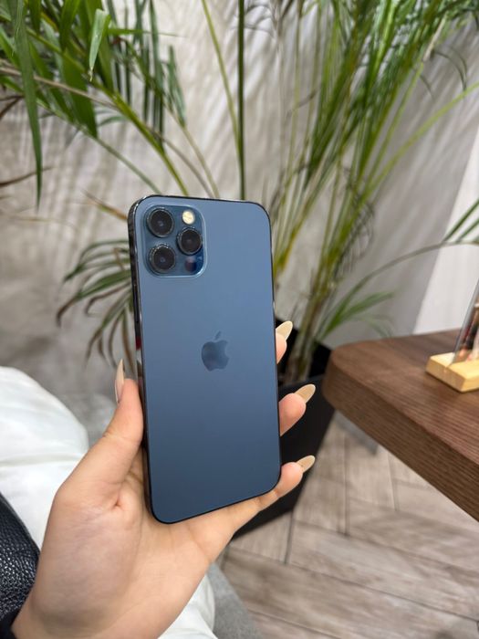 Продам iphone 12 pro