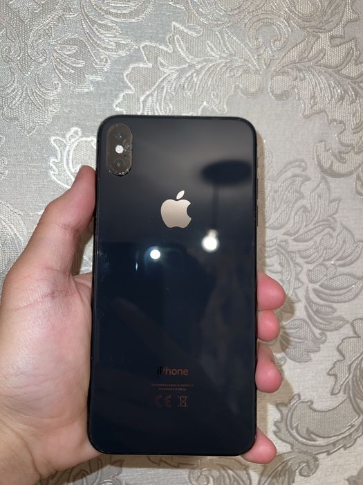 Iphone xs max.