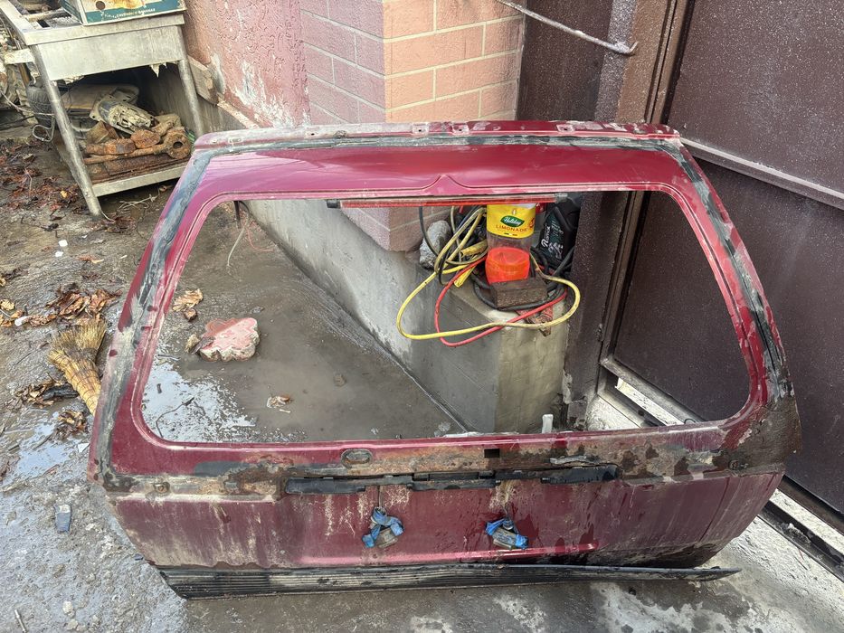 багаж мазда.     !