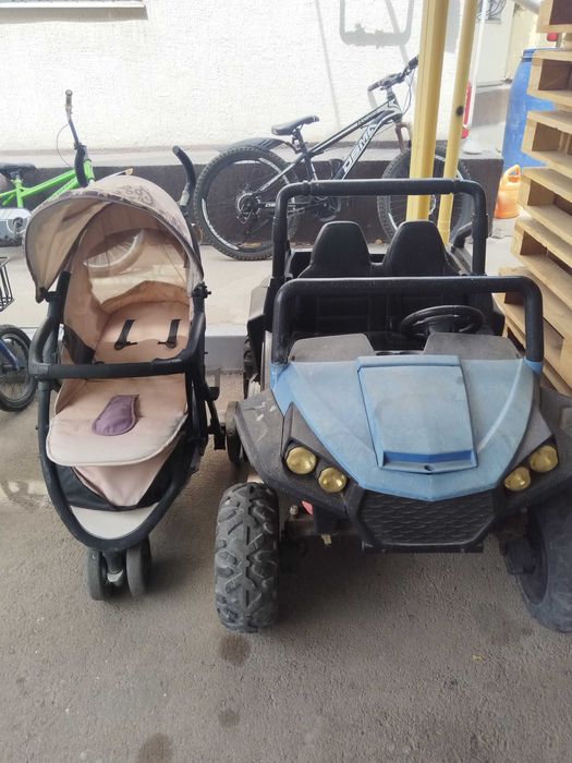 Детская коляска.