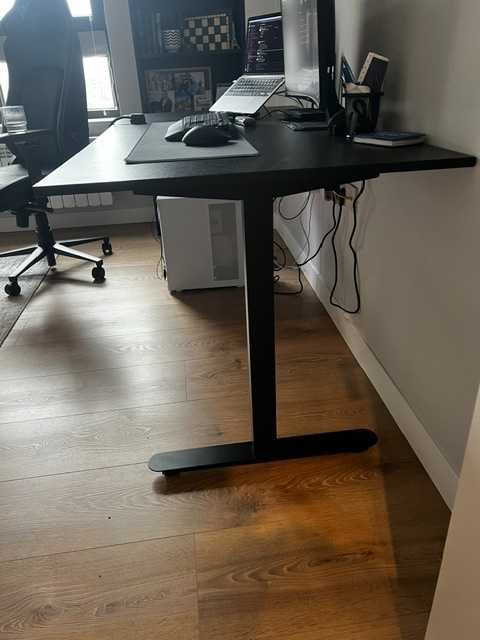 Черно бюро 160х80 STAUNING