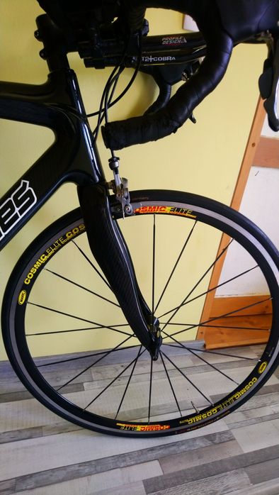 De vânzare cursiera de carbon