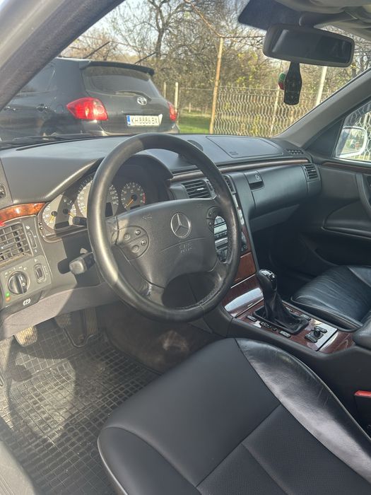 Mercedes E200 Kompressor