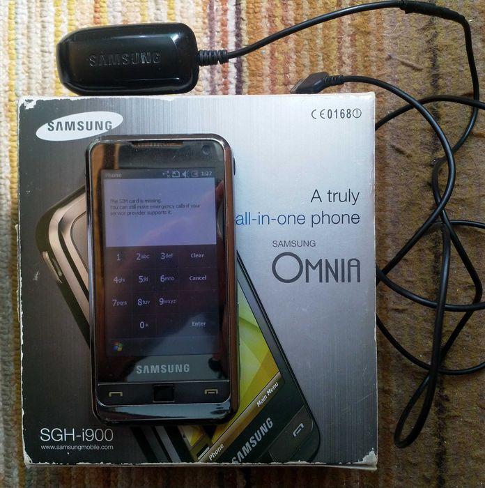 Продавам смартфон Самсунг - Samsung Omnia SGH-i900 за части