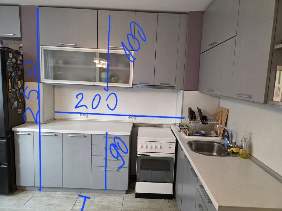 Продавам кухня ъглова