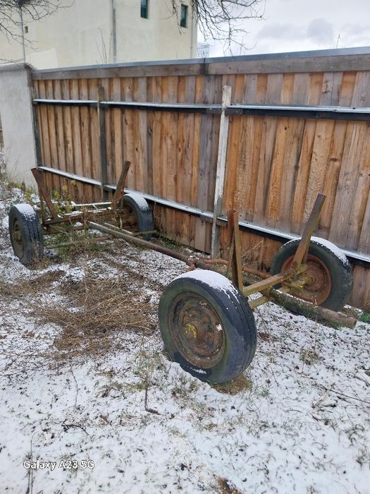 Vând căruță. Sau schimb.