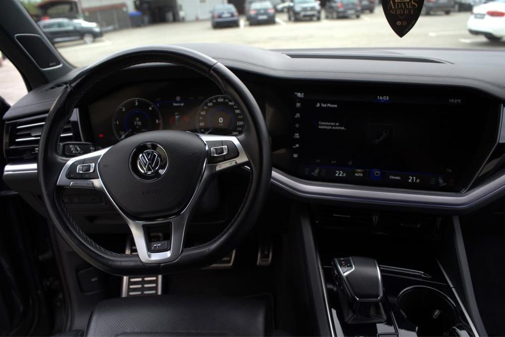 Volkswagen Touareg R-line
