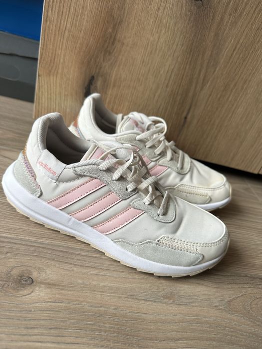 Дамски обувки ADIDAS