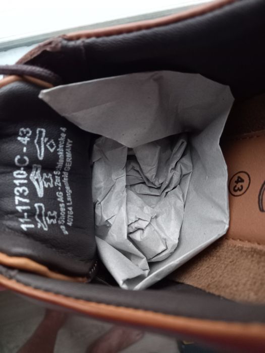 Нови сандали на Ara, CAT и джапанки на Hurley