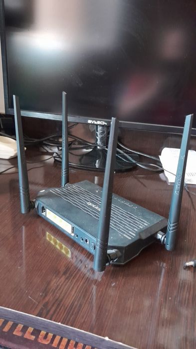 Wi-Fi роутер Tenda D305