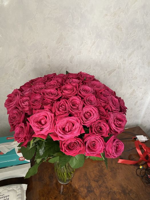 Продам цветы розы свежие