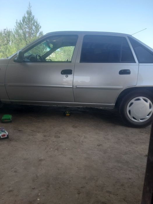 Kraska yo'q konditsioner bor