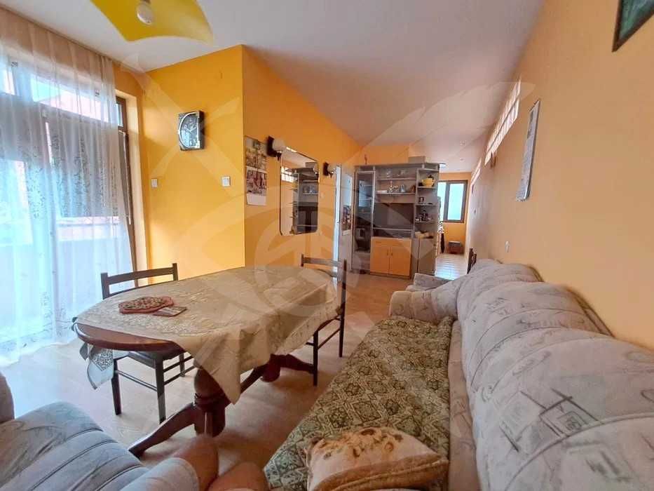 Етаж от къща в полите на Предбалкана! Град Баня 49479