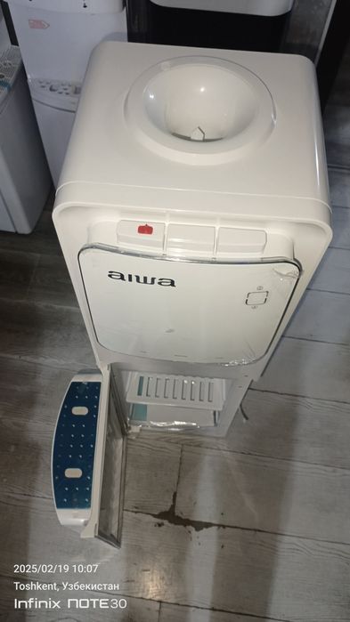 Куллер для воды  С фреоном с  холодинлик