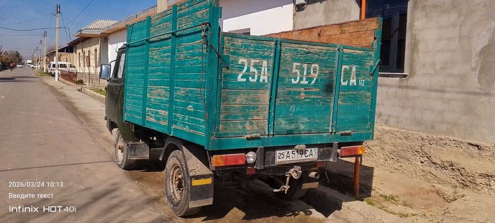 УАЗ бортовой сотилади