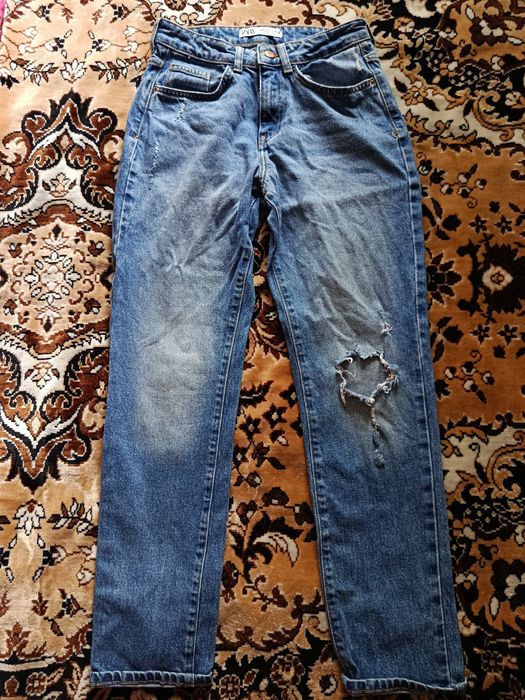 Продам джинсы р 42