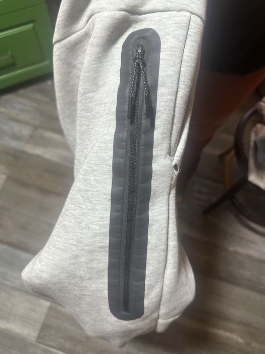 Pantaloni Nike Tech, gri, marimea S