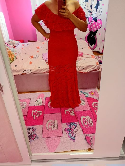 Rochie elegantă .