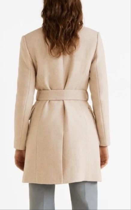 Дамско бежово палто MANGO с колан