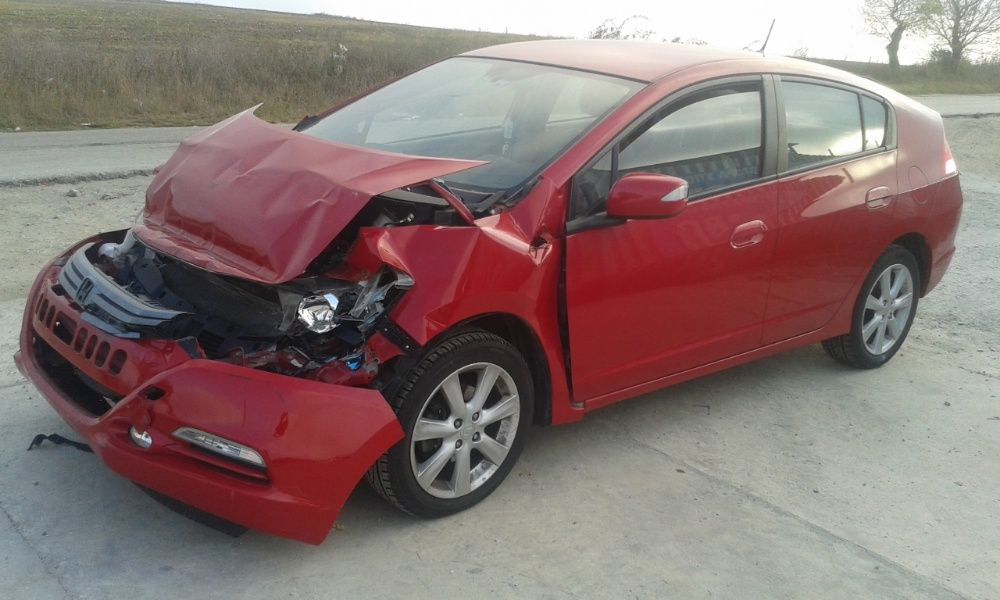 Продавам Honda Insight 1.3 Hibrid Хонда Инсайт на части