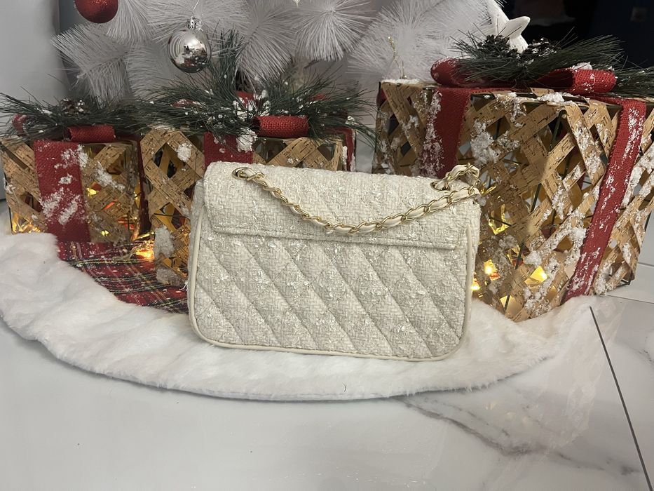 Дамски чанти  букле