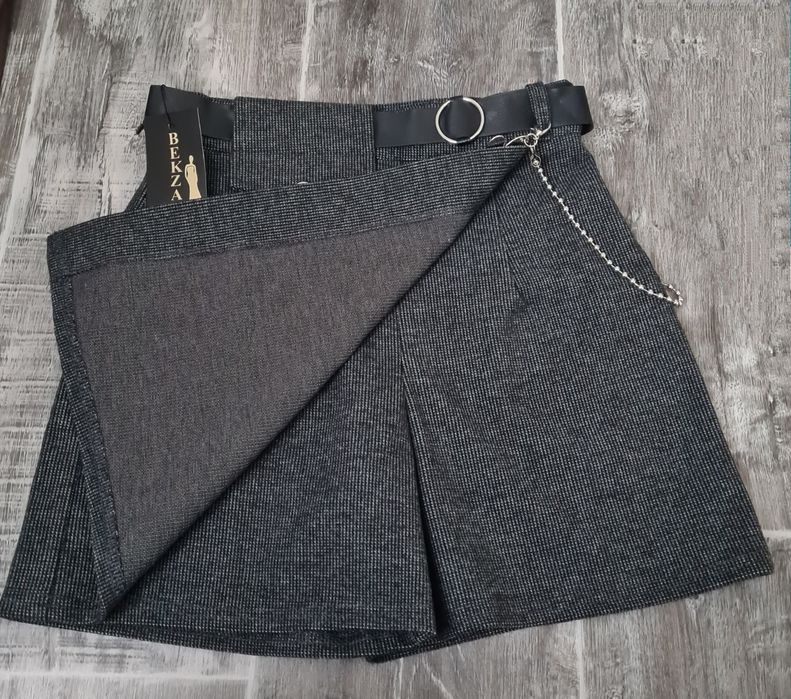 Юбка-шорты новые