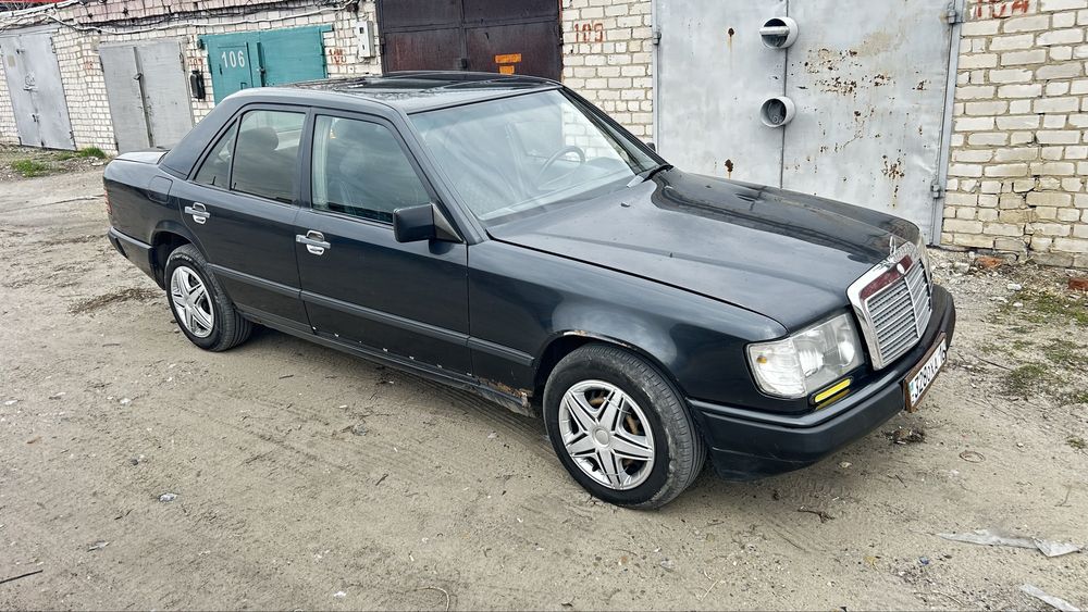 Продам мерседес w 124