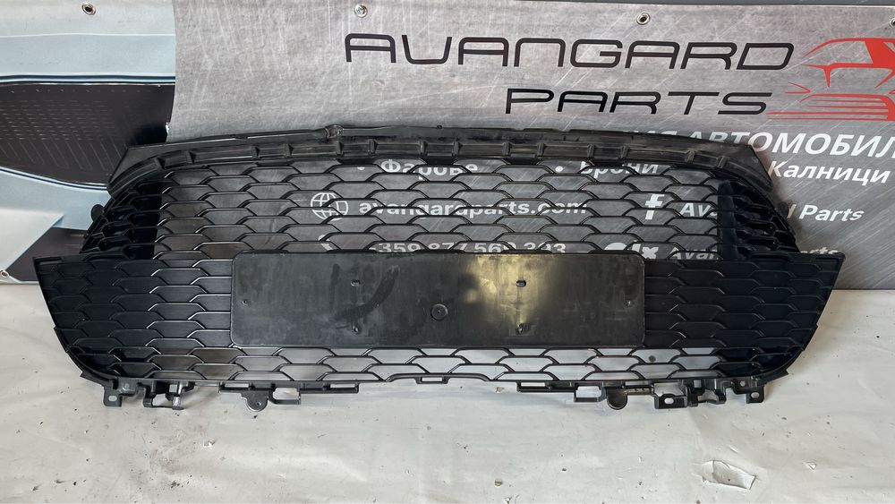 2 броя Предна решетка Toyota Corolla 12 E210 (2018-2020)