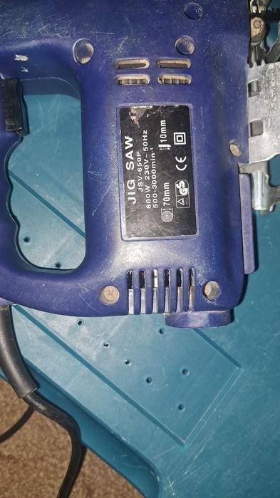 Лобзик электрический