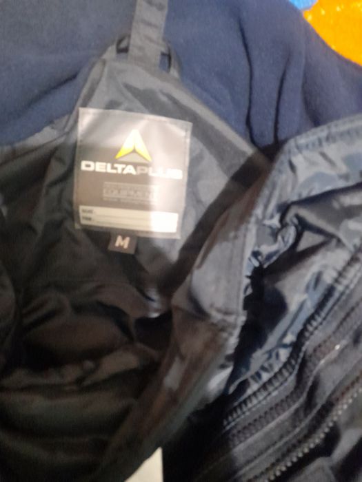 Geaca de iarna eleganta ,confortabila