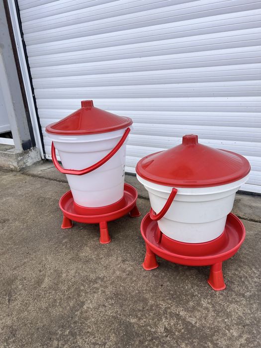 Хранилки и поилка