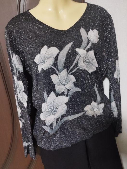 Кофточка с люриксрм