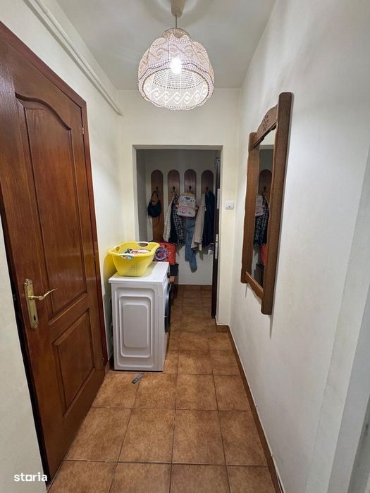 2cam nd 30 mp zona primaverii se vinde mob si utilat 72.000 euro
