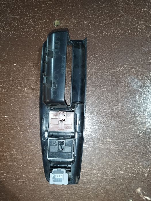 Buton geam vw polo 9n