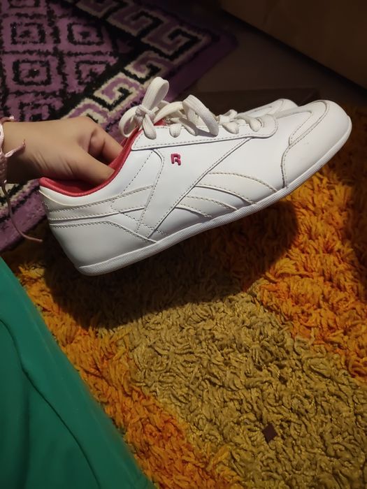 Reebok Originali Noi - Nepurtați - Livrare Easybox .CONTACT DOAR PE CH