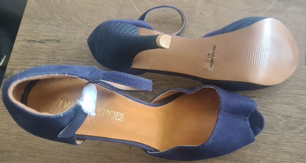 Sandale deosebite noi