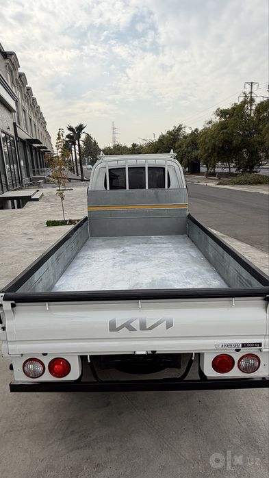 KIA BONGO 1 TON сотилад 2017 йил