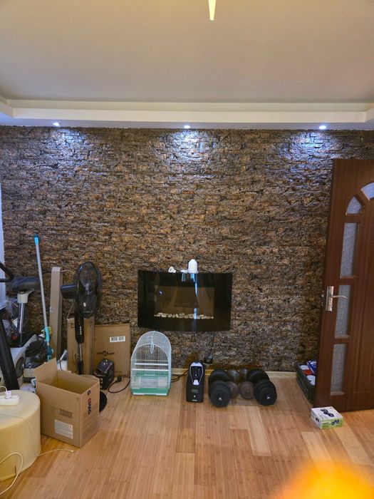 Vand Apartment cu 3 camere,et 3,  Zona visoi in Campulung muscel