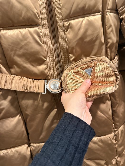 Дамско зимно яке Guess