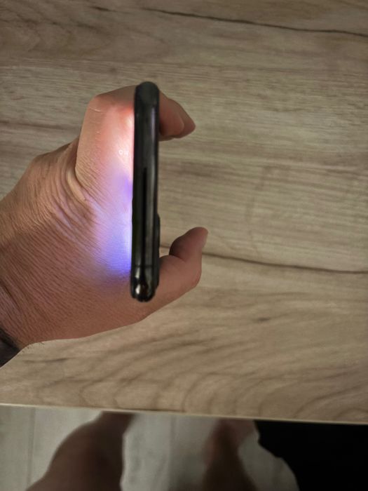 Vând iPhone 11 PRO MAX