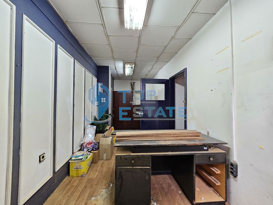 Продава се Офис в Велико Търново, Център - 237 кв.м за 838 €/кв.м - Снимка #3