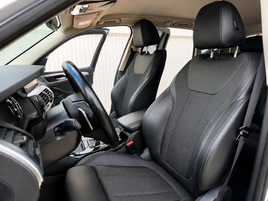 BMW X3 X drive ☑ Cameră marșalier ☑ Posibilitate Finanțare ☑