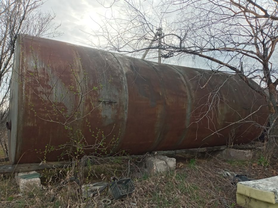 Продам емкость под гсм под септик под воду