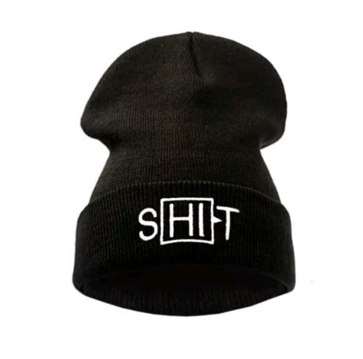 Шапки в ассортименте