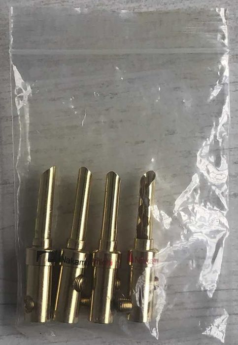 Mufe banana 8 buc, mufe spada 4 buc. Nakamichi aurite la set