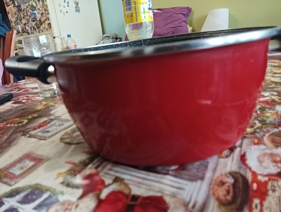 Голяма готварска тенджера