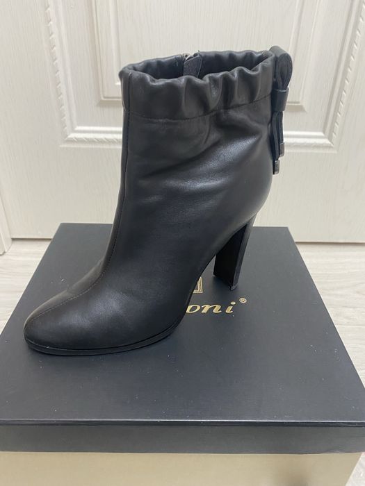 Продам стильные ботильоны